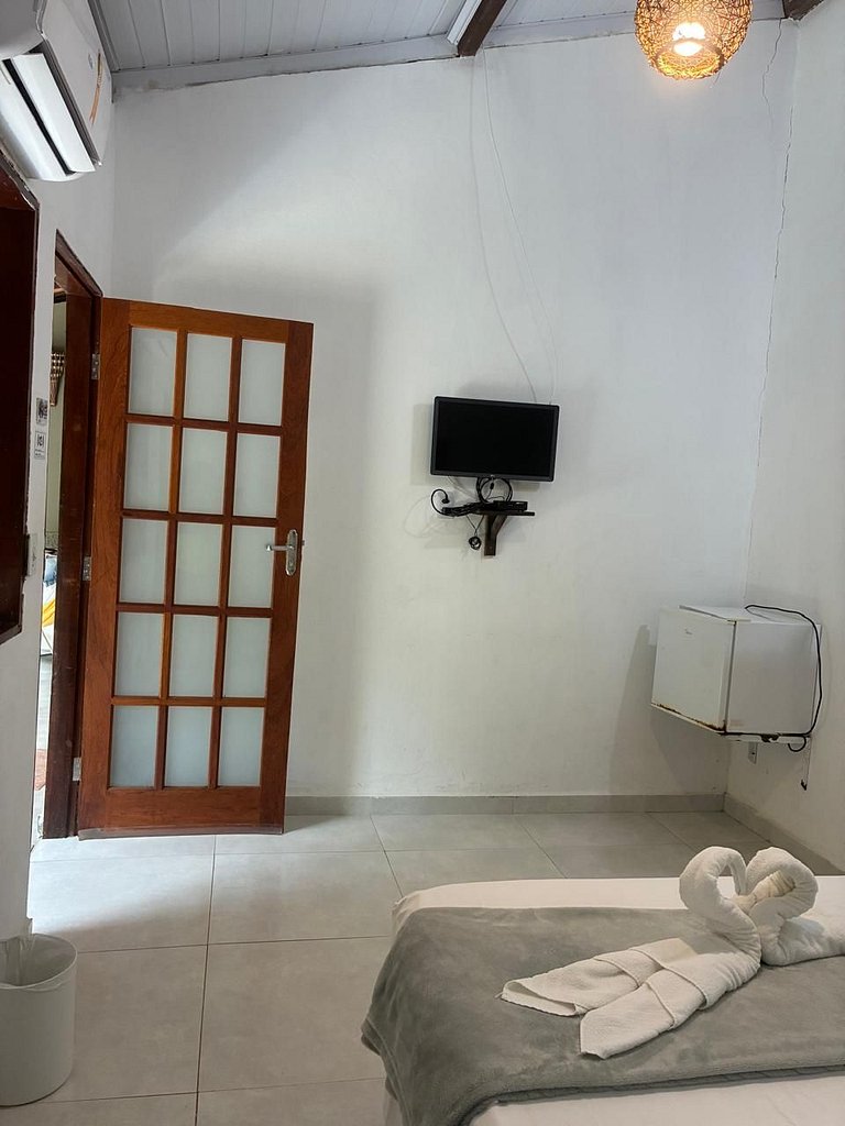 Suíte Casal 02 com varanda e rede